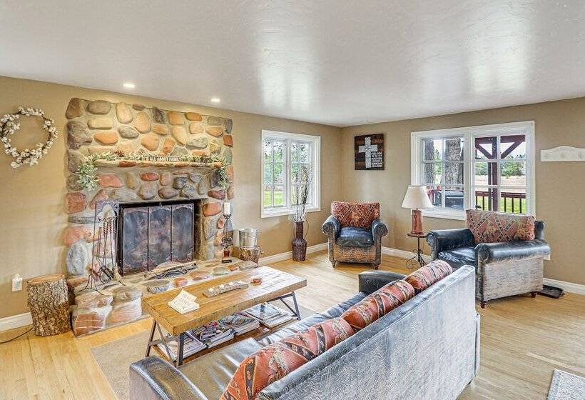 Secluded Bigfork Cabin W/ Yard & Fire Pit!