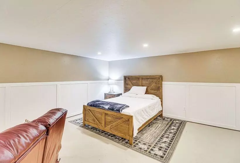 Secluded Bigfork Cabin W/ Yard & Fire Pit!