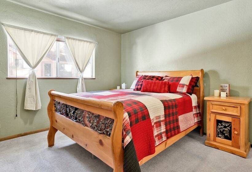 Sugar Bear Retreat #2319