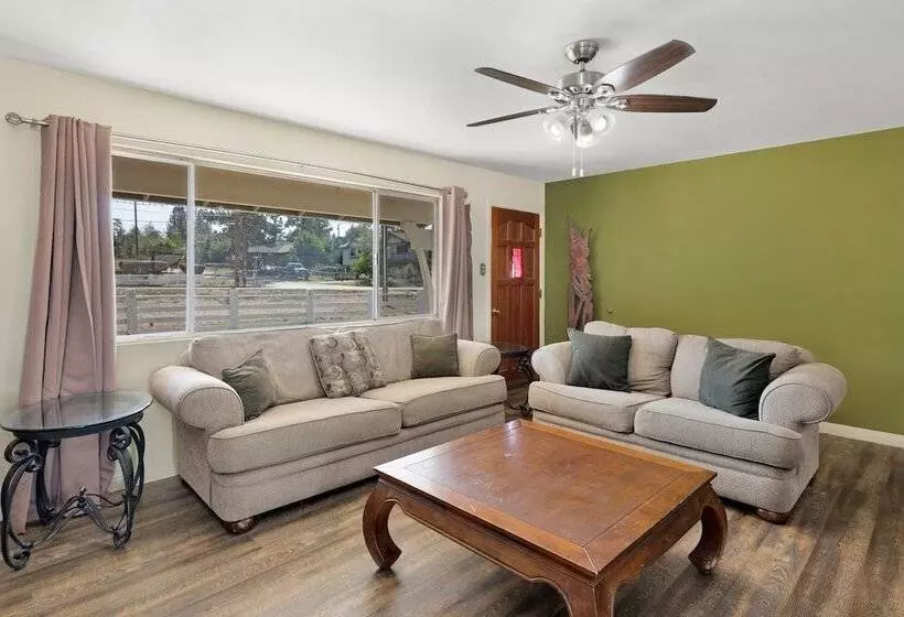 The Farmhouse Experience #1900