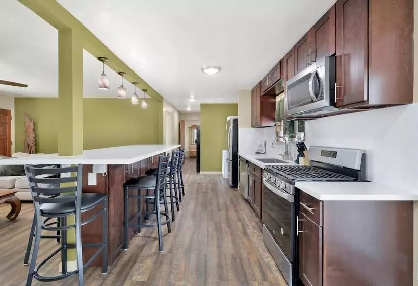 The Farmhouse Experience #1900