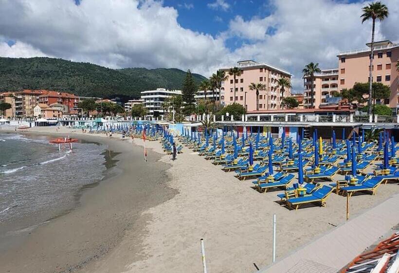 Отель I Due Gabbiani Citr 9006