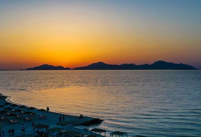 Hotel Seaside Beach Marmari