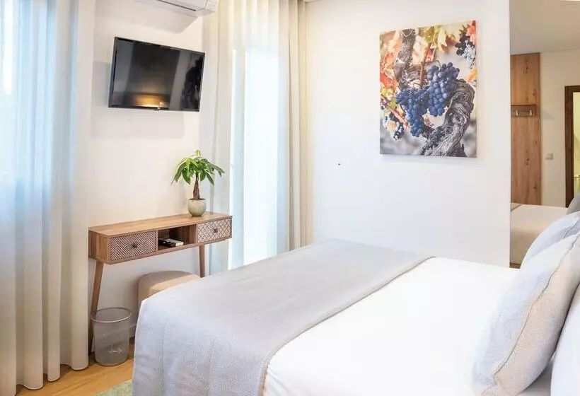 Hotelli Casa Dona Edite Guesthouse Douro