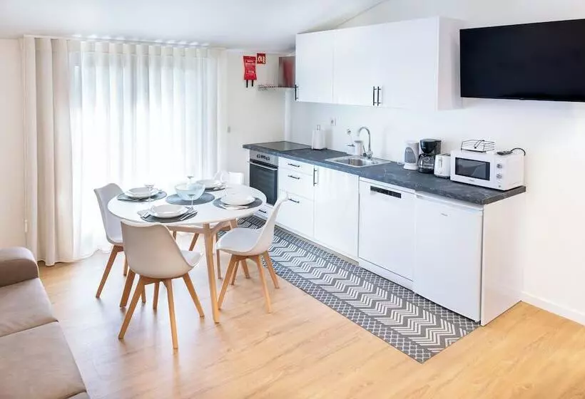 Hotelli Casa Dona Edite Guesthouse Douro