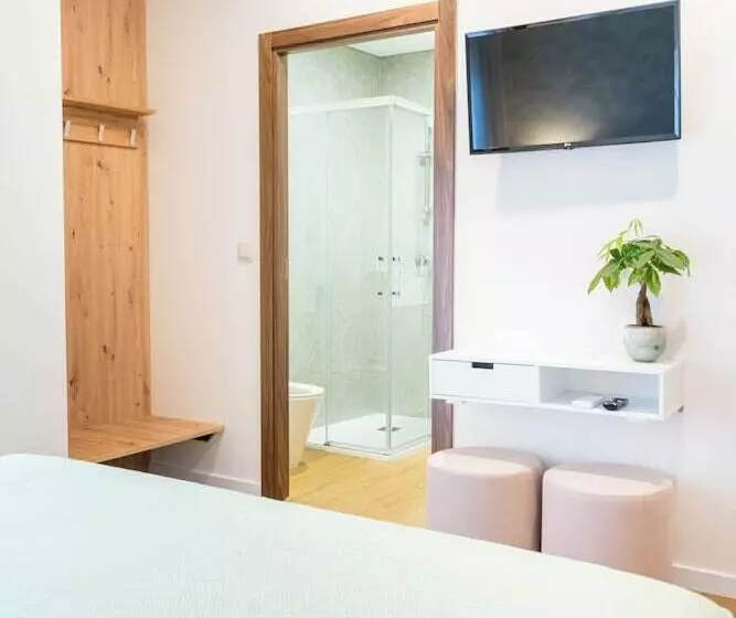 Hotelli Casa Dona Edite Guesthouse Douro