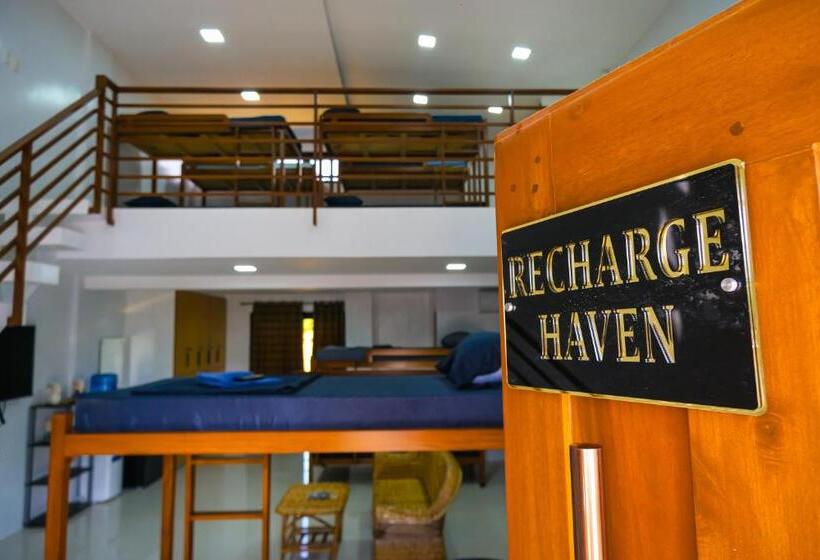 تختخواب و صبحانه Hangout Haven Siargao Homestay