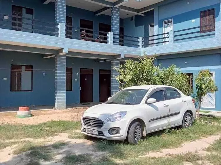 Majatalo Raghubir Nikunj Homestay