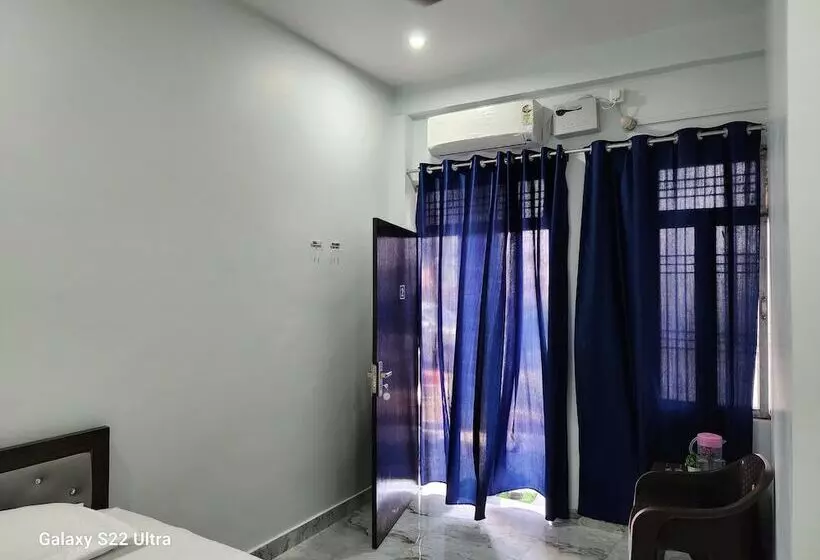 Majatalo Raghubir Nikunj Homestay