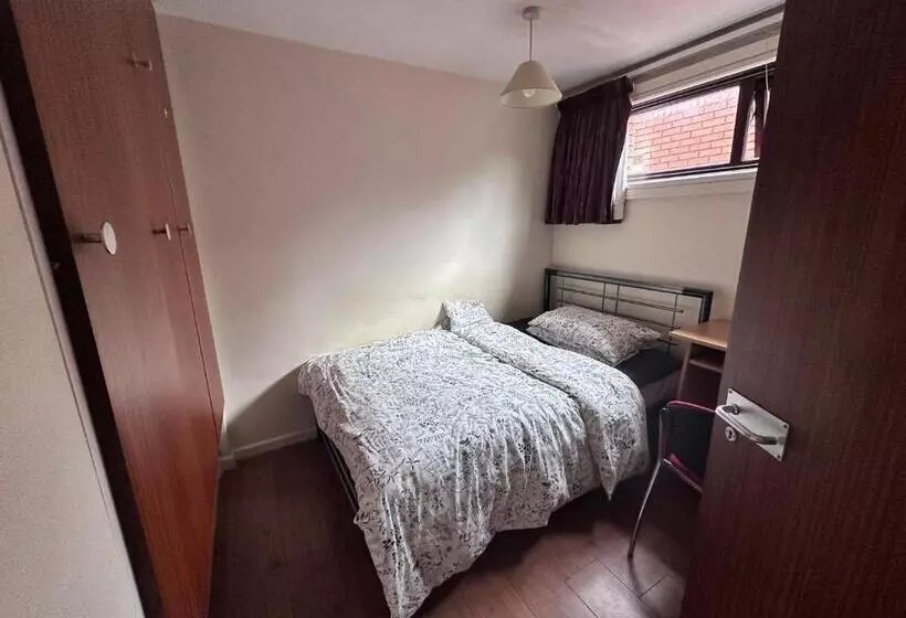 Majatalo Double Room In Shared Flat Near Uni &shopping Center & Free Parking