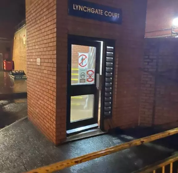 Majatalo Double Room In Shared Flat Near Uni &shopping Center & Free Parking