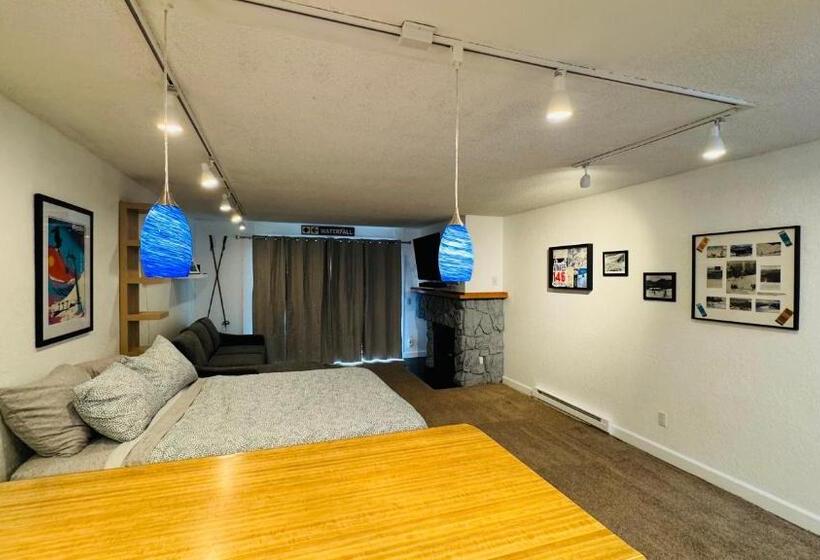 Cute Ski Condo At Base Of Mt Alyeska Prime Location