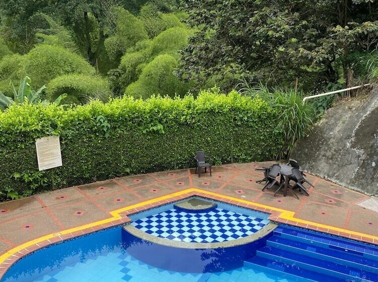 Kapselhotel Finca Hotel Tierra Grata