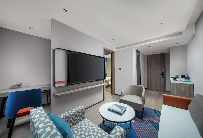 Otel Holiday Inn Express Zhengzhou Garden Road