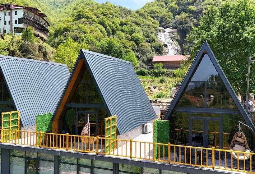 مبيت وإفطار Ağaran Wooden Houses