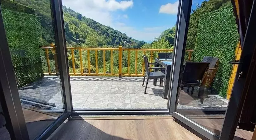 Aamiaismajoitus (B&B) Ağaran Wooden Houses