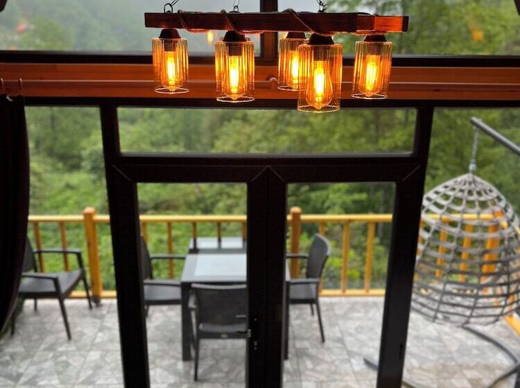 مبيت وإفطار Ağaran Wooden Houses