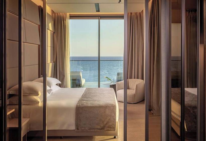 Hotel Amathus Residences