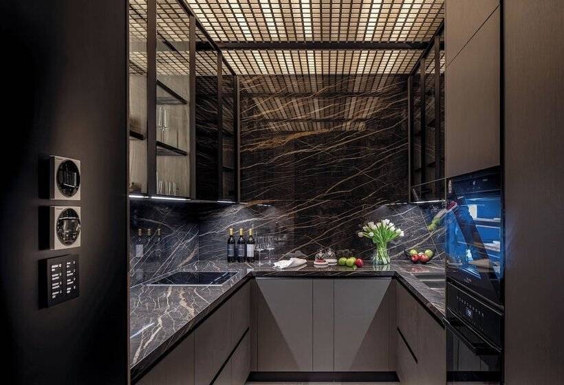 Hotel Amathus Residences