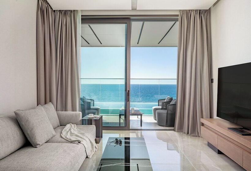 Hotel Amathus Residences