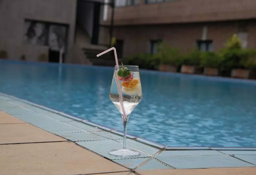 Hotelli Golden Palace Hôtel