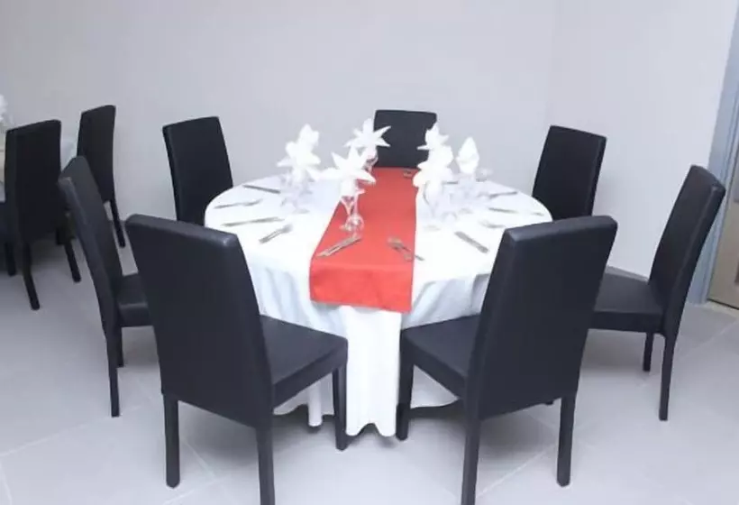 Hotelli Golden Palace Hôtel