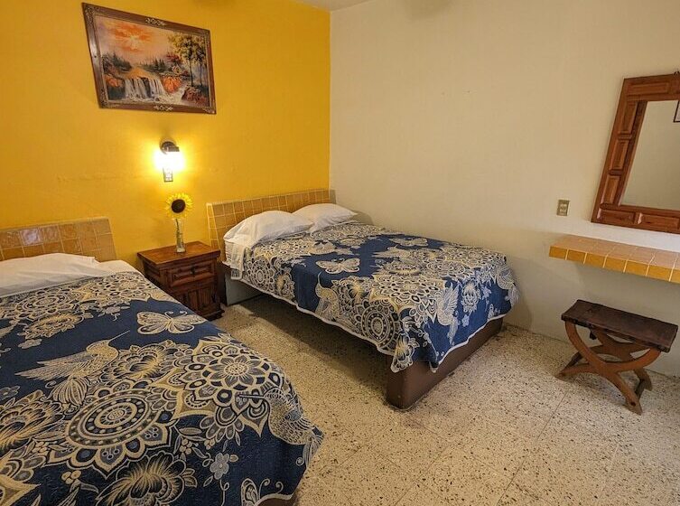 호텔 Posada Familiar Ivonne