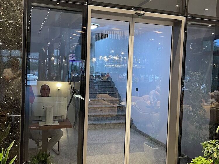 Riverside Rooms At Hotel Fieri