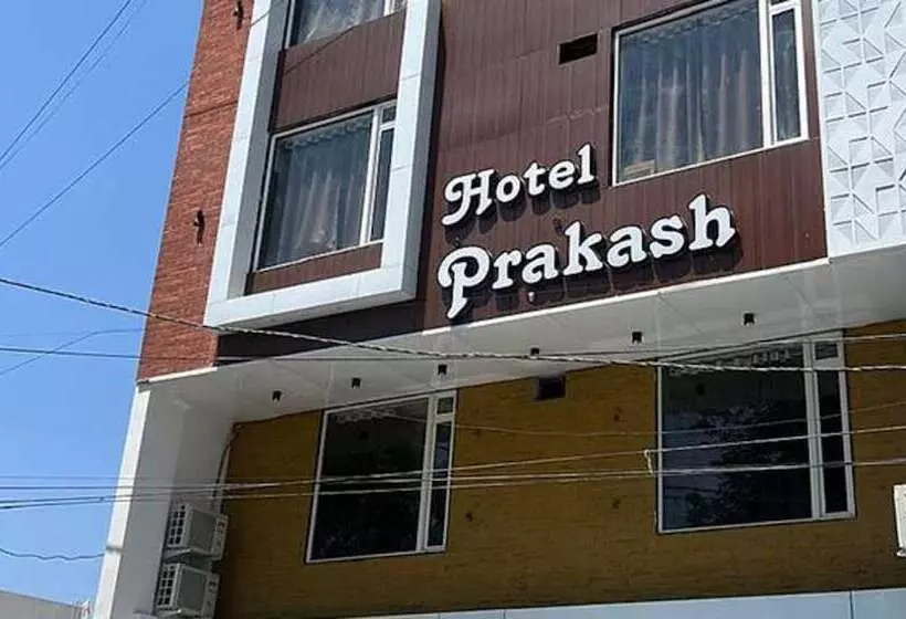 Fabhotel Prakash