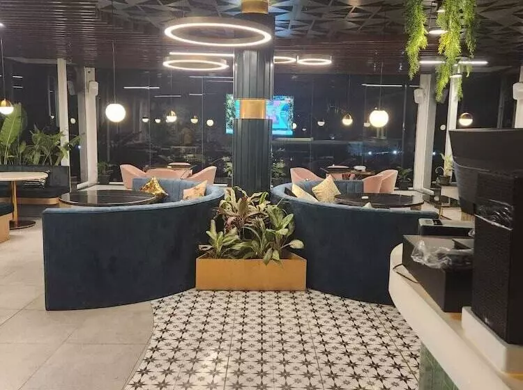 The Eden Inn  A Lake View Hotel, By The Saga Stays, Baga, Arpora