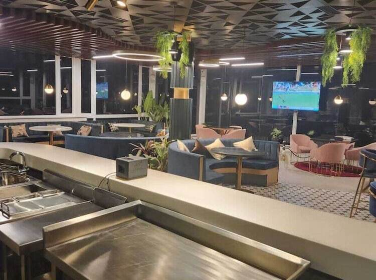 The Eden Inn  A Lake View Hotel, By The Saga Stays, Baga, Arpora