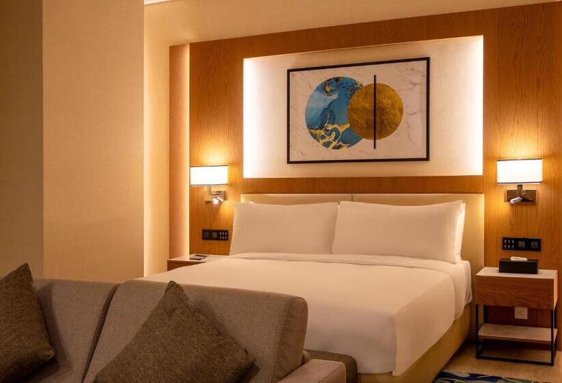 هتل Millennium Al Masar