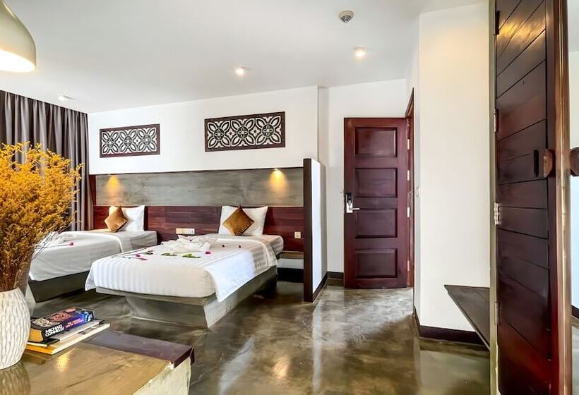 Hotel The Calm Oasis