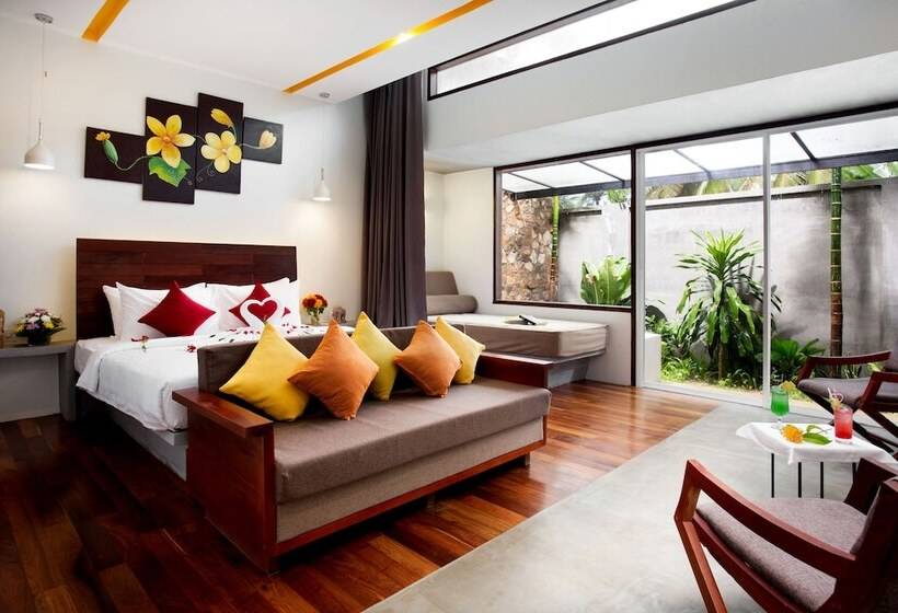 Hotel The Calm Oasis