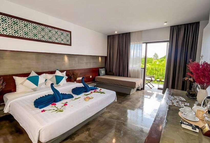 Hotel The Calm Oasis