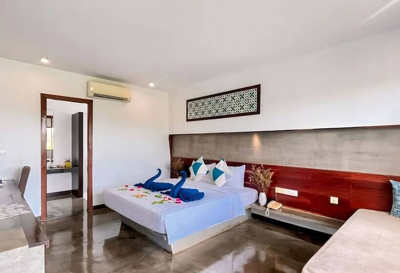 Hotel The Calm Oasis