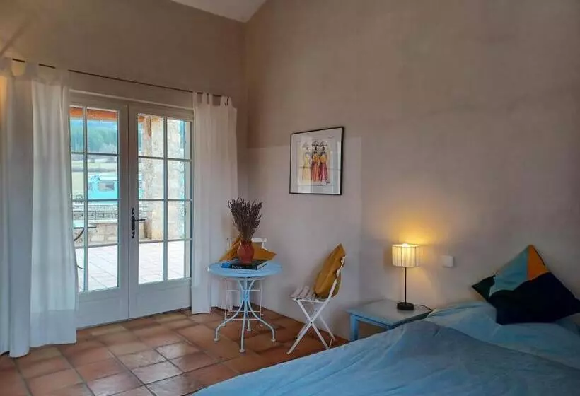 Aamiaismajoitus (B&B) La Fond De Mière