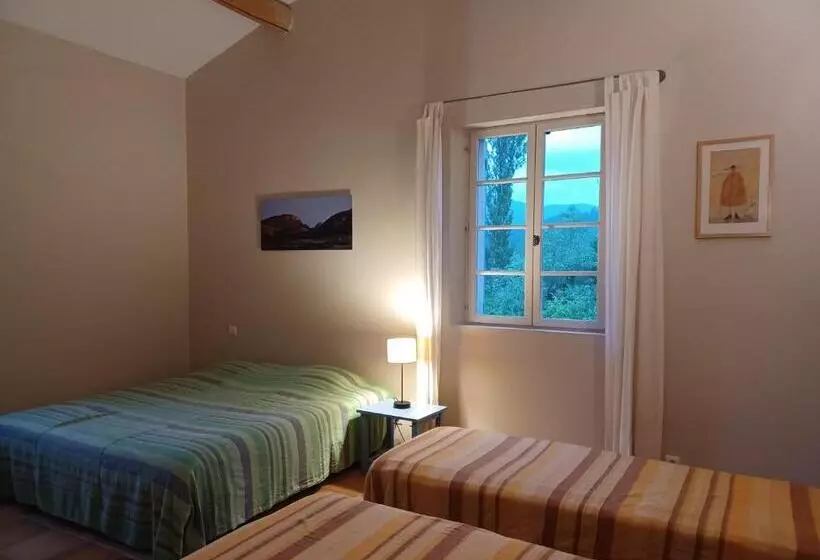 Aamiaismajoitus (B&B) La Fond De Mière