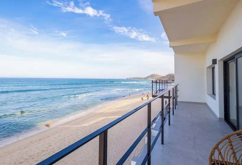هتل Cabo Break