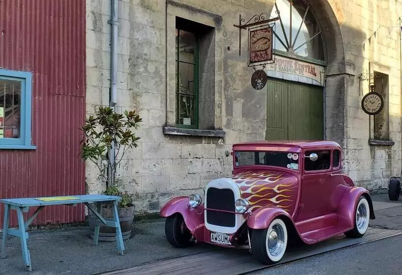 Aamiaismajoitus (B&B) A Stone S Throw To Oamaru Central