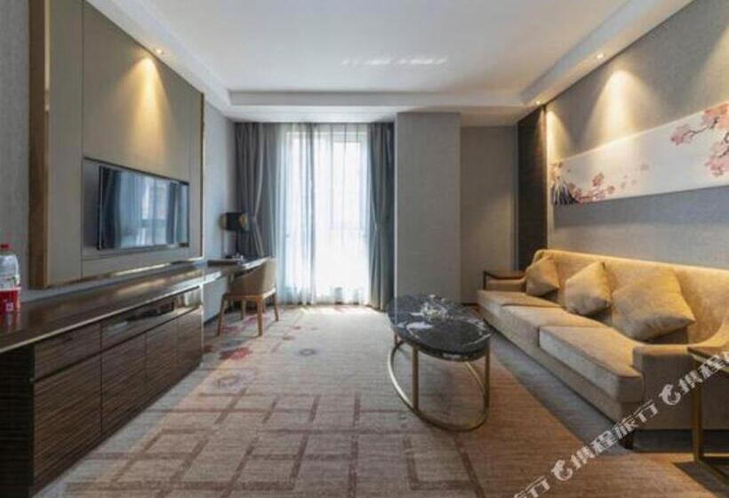 Borrman Hotel Jinan Yijia Exhibition Center Laotun Metro Station