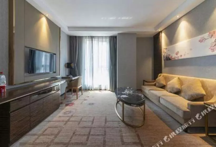 Borrman Hotel Jinan Yijia Exhibition Center Laotun Metro Station