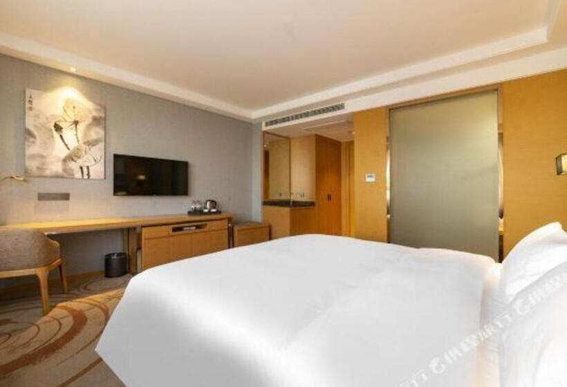 Borrman Hotel Jinan Yijia Exhibition Center Laotun Metro Station