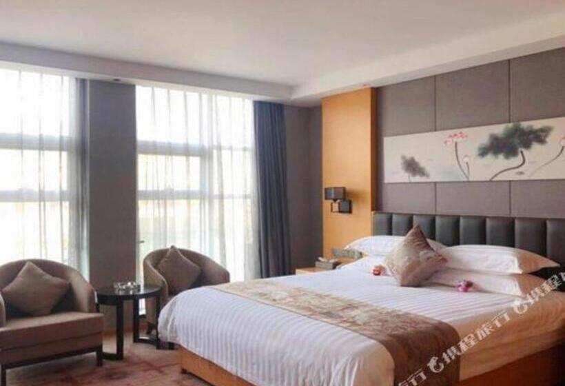 Borrman Hotel Jinan Yijia Exhibition Center Laotun Metro Station