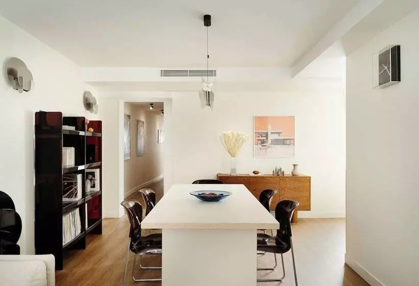 Edgar Suites Marais   Temple