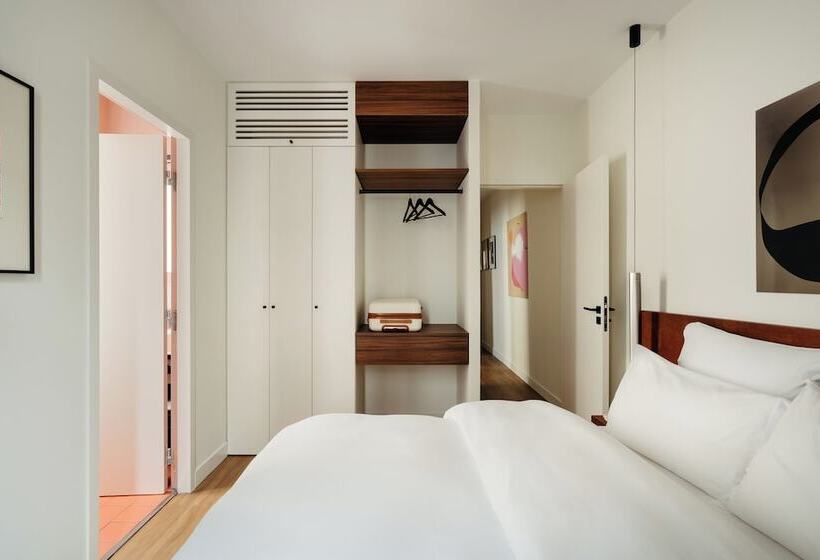 Edgar Suites Marais Temple