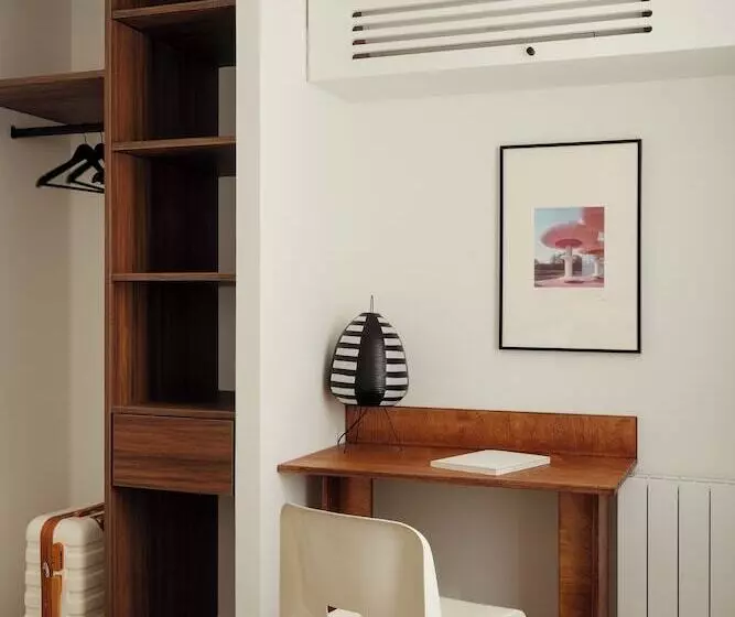 Edgar Suites Marais   Temple