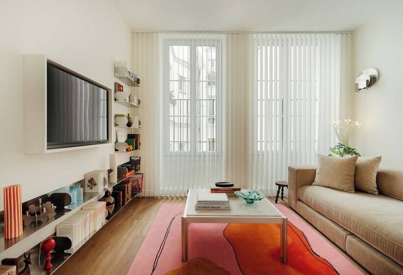 Edgar Suites Marais Temple