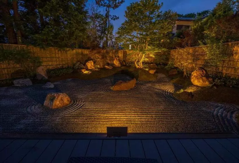 هتل 箱根仙石原の宿 よいな