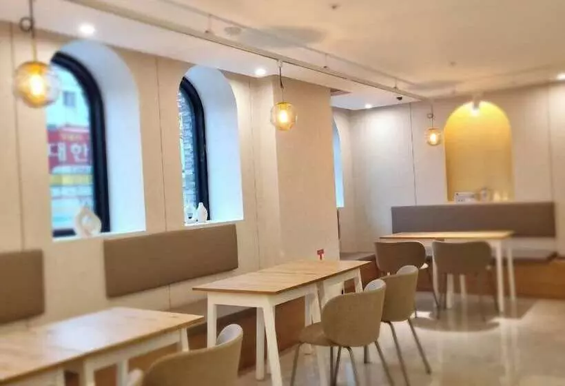 Hotelli Junggam